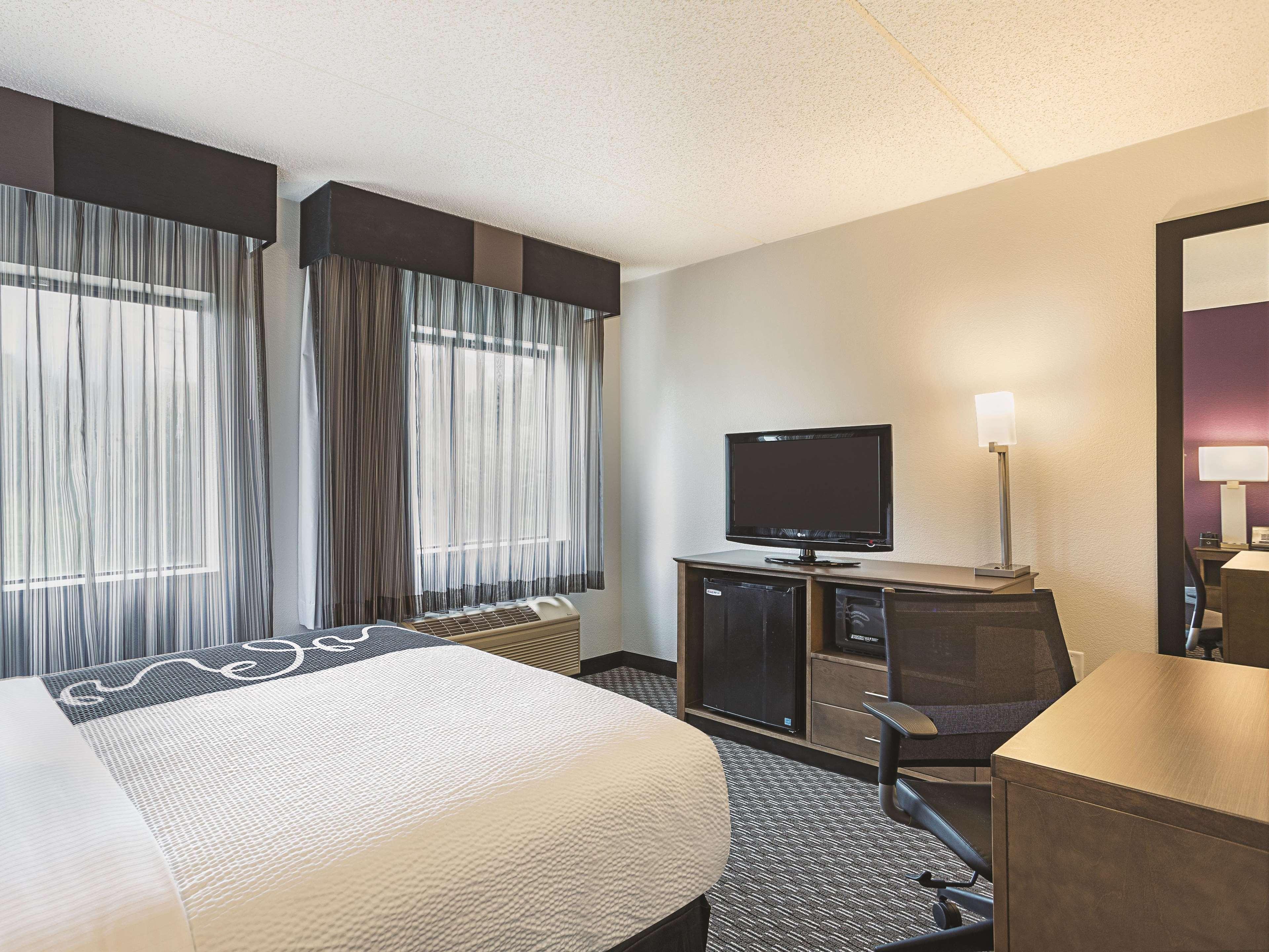 La Quinta By Wyndham Baltimore BWI Airport Лінтікум Екстер'єр фото